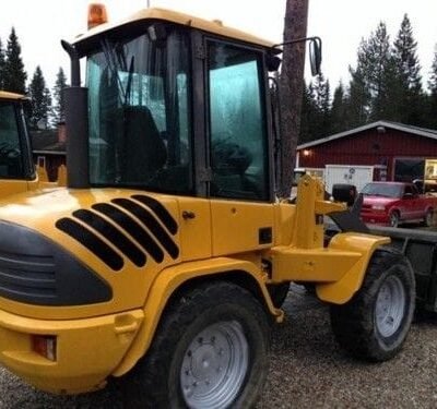 Volvo L32 Compact Wheel Loader Service Parts Catalogue PDF Manual