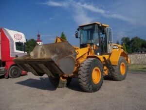 Hyundai Wheel Loader HL740-7A, HL740TM-7A Operating Manual