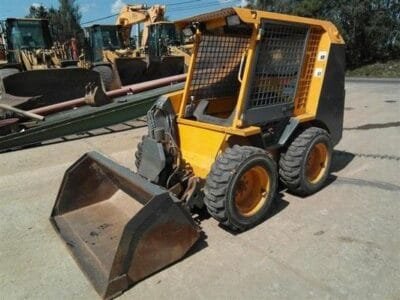 JCB Skid Steer Loader Range ROBOT 150, 160, 165, 170, 180 Factory Service & Shop Manual