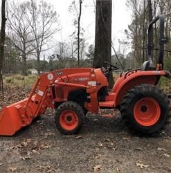 Kubota L3200D Tractor Owners Operators Manual