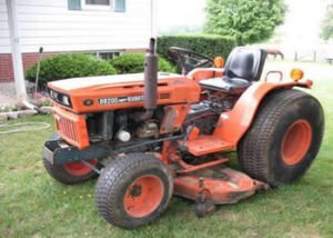 Kubota B8200 Dp Tractor Parts Manual