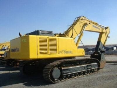 Komatsu PC600-6 PC600LC-6 Operation Maintenance Manual