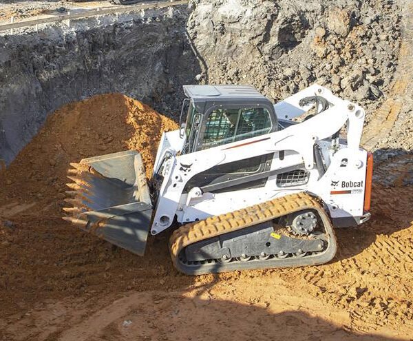 Bobcat T770 Compact Track Loader Operation Maintenance Manual