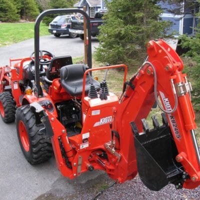 Kioti Kb2365 Backhoe Owners Operation Manual