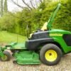 John Deere Mid-mount Z-trak 997 Diesel Operators Manual
