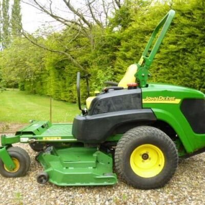 John Deere Mid-mount Z-trak 997 Diesel Operators Manual
