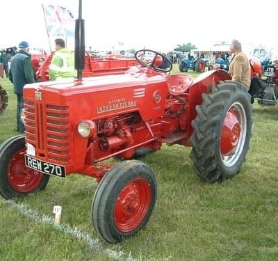 Ih Harvester Mccormick B275 & B250