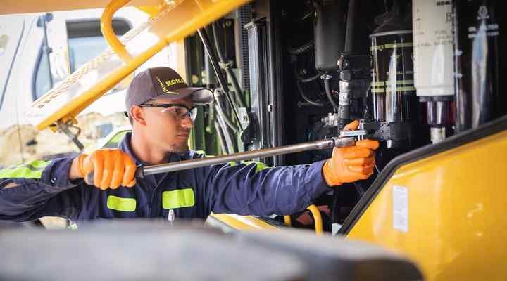 Case Excavators and Tractors: Repair Manuals, Parts, and Buying Guide