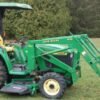 John Deere 4200 4300 and 4400 Compact Utility Tractors Operator’s Manual