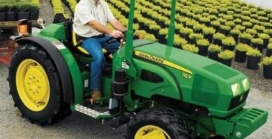 JOHN DEERE 76F