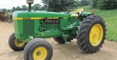 John Deere 2840 Tractor Operators Manual