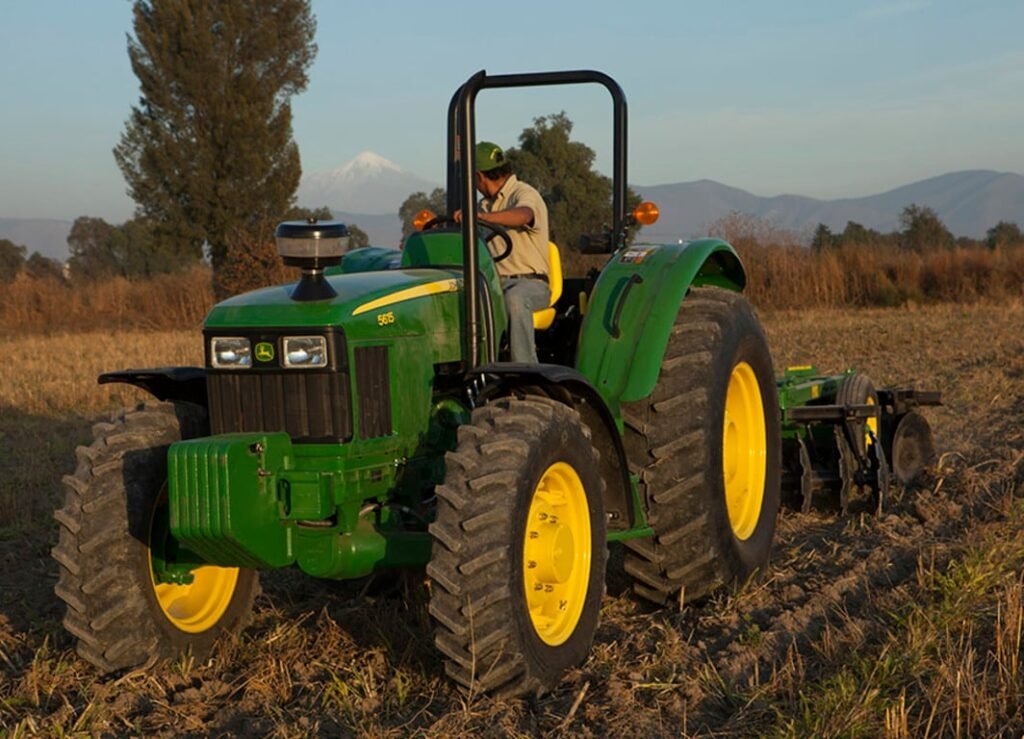 JOHN DEERE Tractores series 5000 5010 5015 5G Part Manual